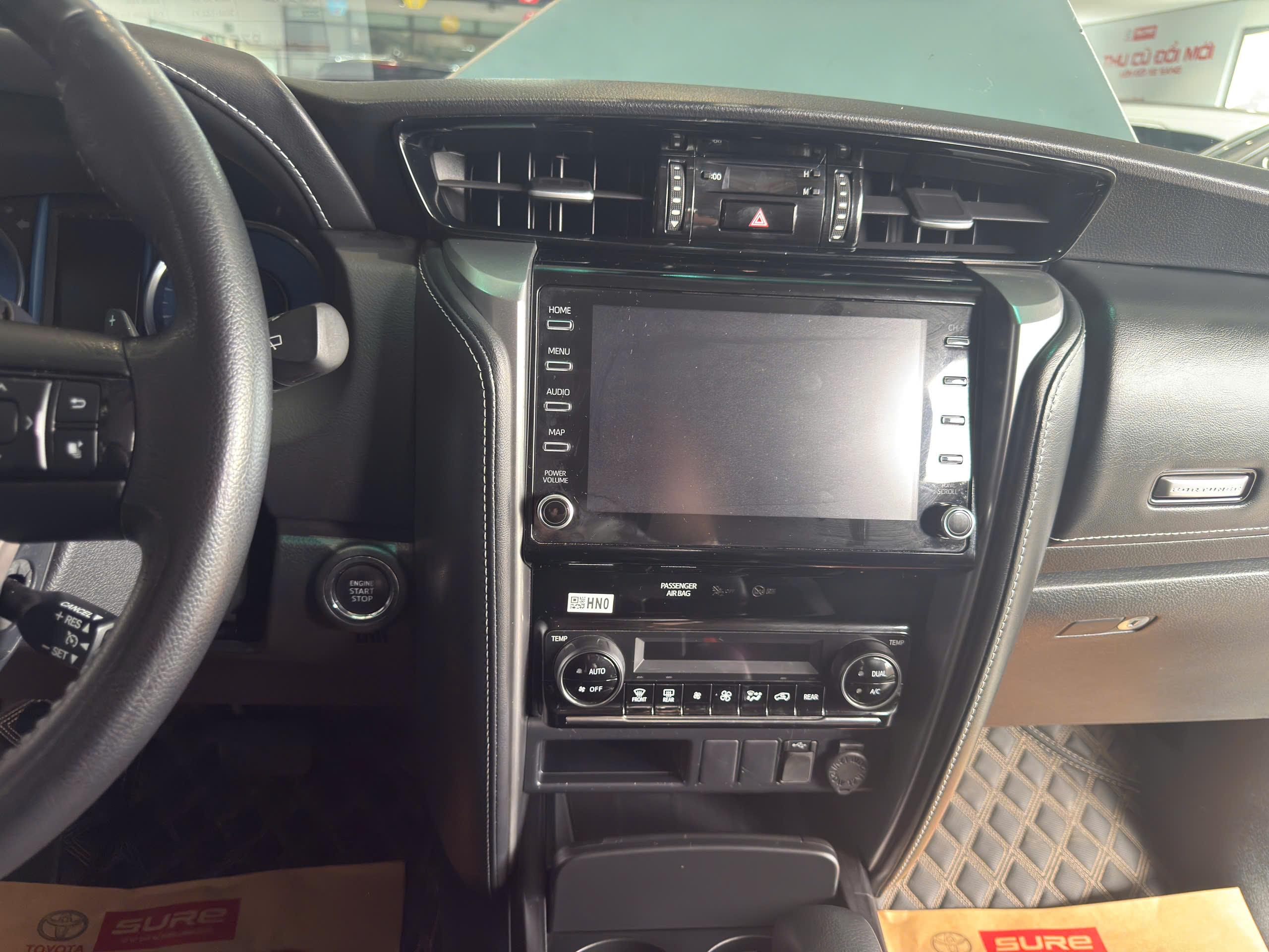 z7437012094442_dfccd95c84c09aac514e731b30593927