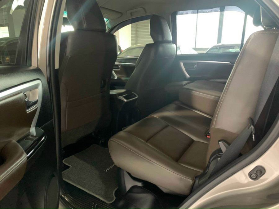 toyota fortuner 2019 dong4